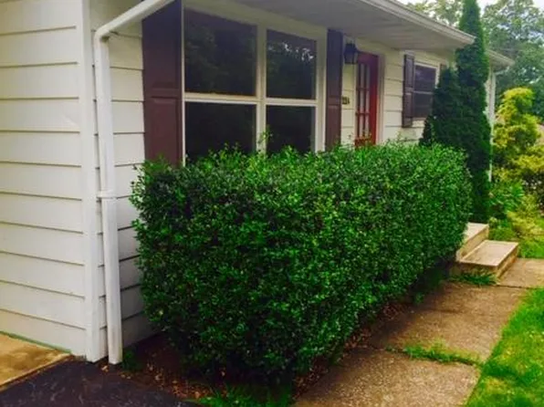 224 Sycamore Dr, State College, PA 16801