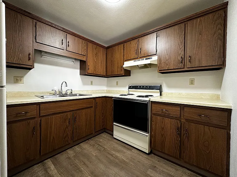 1760 Eldorado Dr — Photo 9