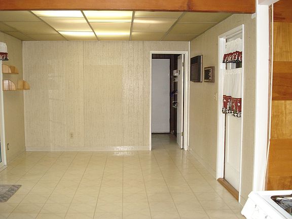 5th image of 1837 N Parkside Ct