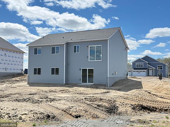 2nd image of 1555 Meadows Dr NE