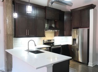 225-239 McWhorter St UNIT 403, Newark, NJ 07105