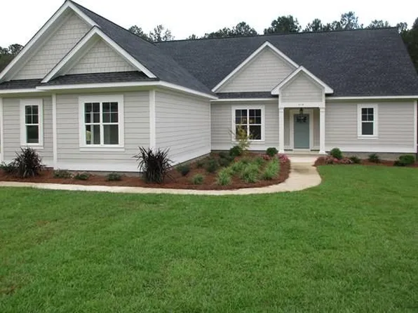 215 Trail Creek Dr, Thomasville, GA 31757