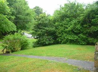 14 Homeway Rd, Asheville, NC 28806