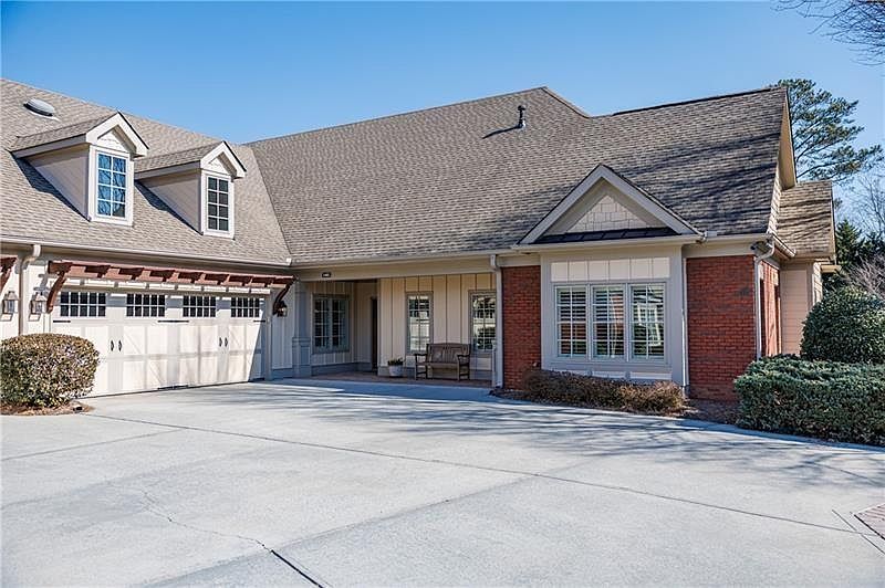 1st image of 2462 Ballantrae Cir