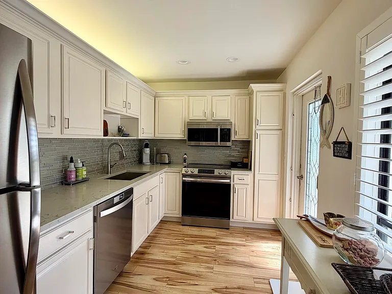 4607 Kittiwake Ct #2 — Photo 5
