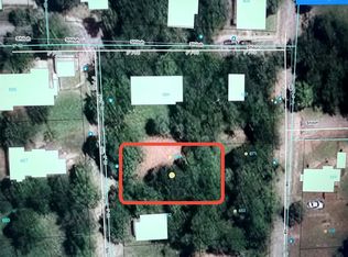 664 5th St NW, Paris, TX 75460