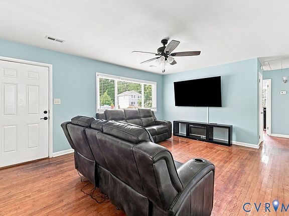 5th image of 2587 Pinehurst Dr