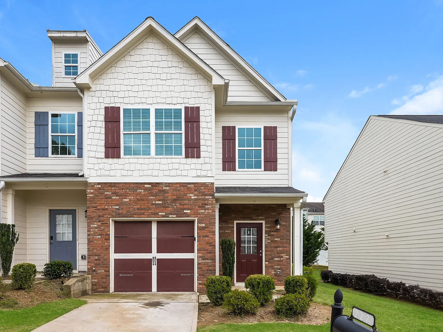 227 Riley Cir, Dawsonville, GA — Photo 3