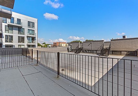 5th image of 14-43 31st Ave #2A