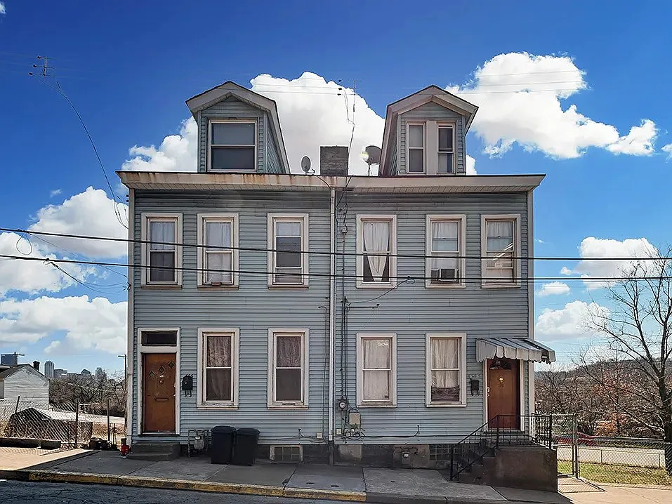 1303-1305 Stranmore St photo 1