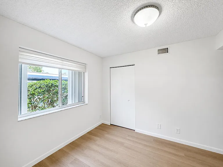 340 NW 67th St #108 — Photo 26