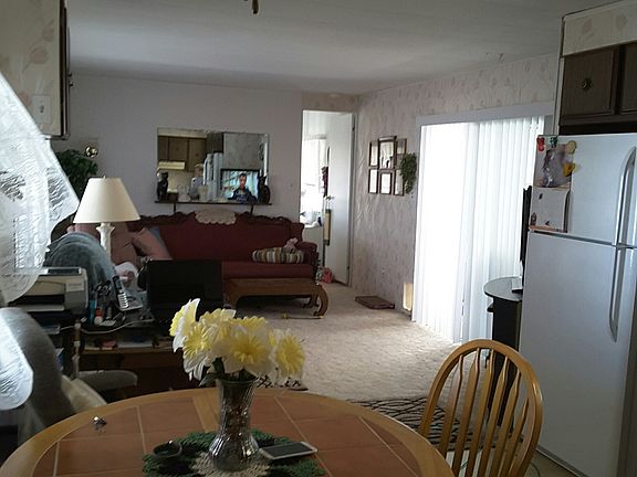 3rd image of 228 Wolverine Ave