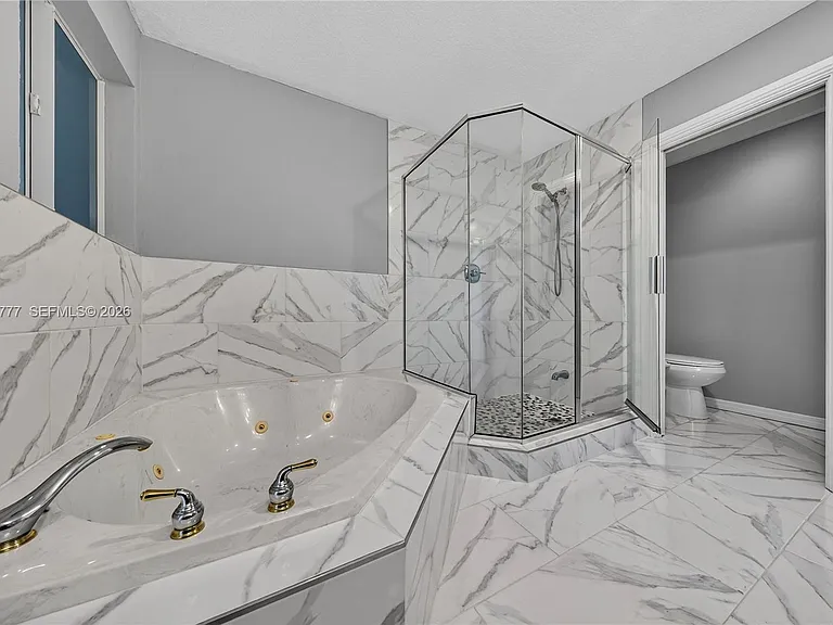 2801 Coral Shores Dr — Photo 26