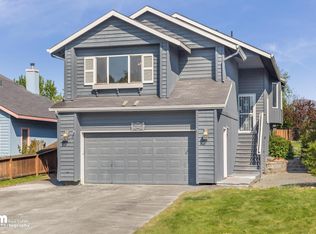 12223 Woodward Dr, Anchorage, AK 99516