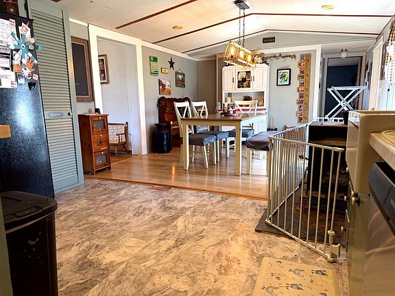 5th image of 1419 Parkwood Ct