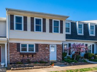 448 Ridge Ct, Warrenton, VA 20186
