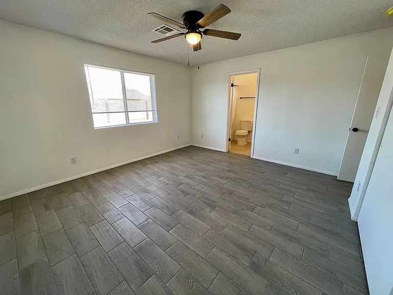 11348 E 24th Ln — Photo 18