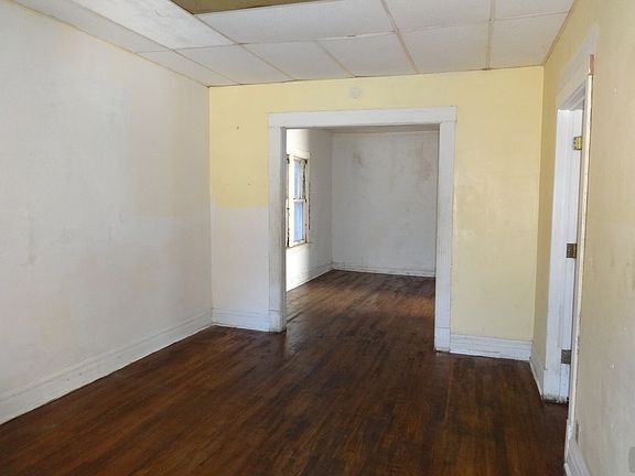 4th image of 7208 S Woodlawn Ave