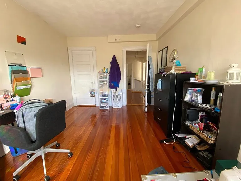 354 Main St #2 — Photo 3