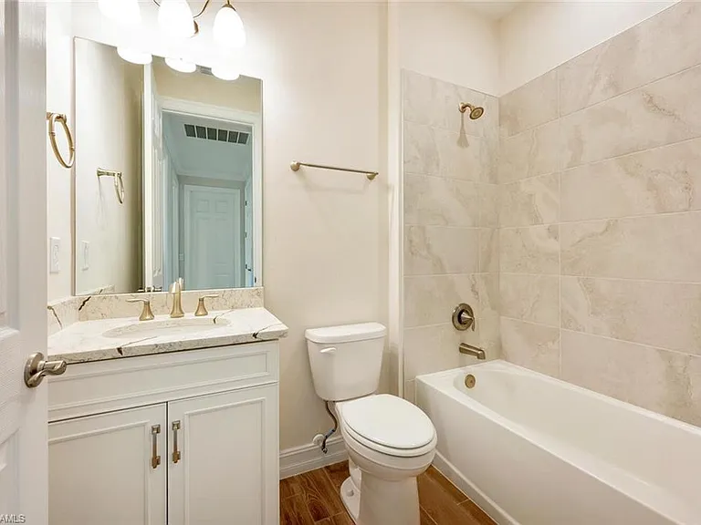 16808 Bay Island Ct — Photo 25