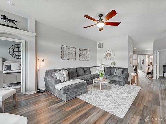 5th image of 1822 Lakeshore Dr