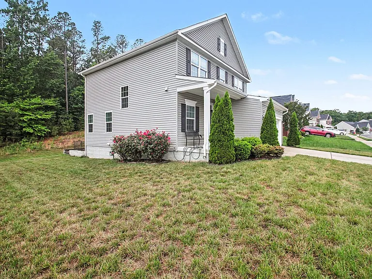 5704 Piney Glade Rd — Photo 4