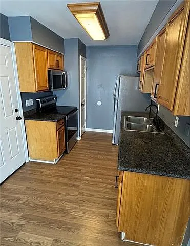 2 bed, 1.0 bath, 900 sqft, $1,400 — Photo 4