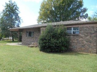 304 N Main St, Muldrow, OK 74948