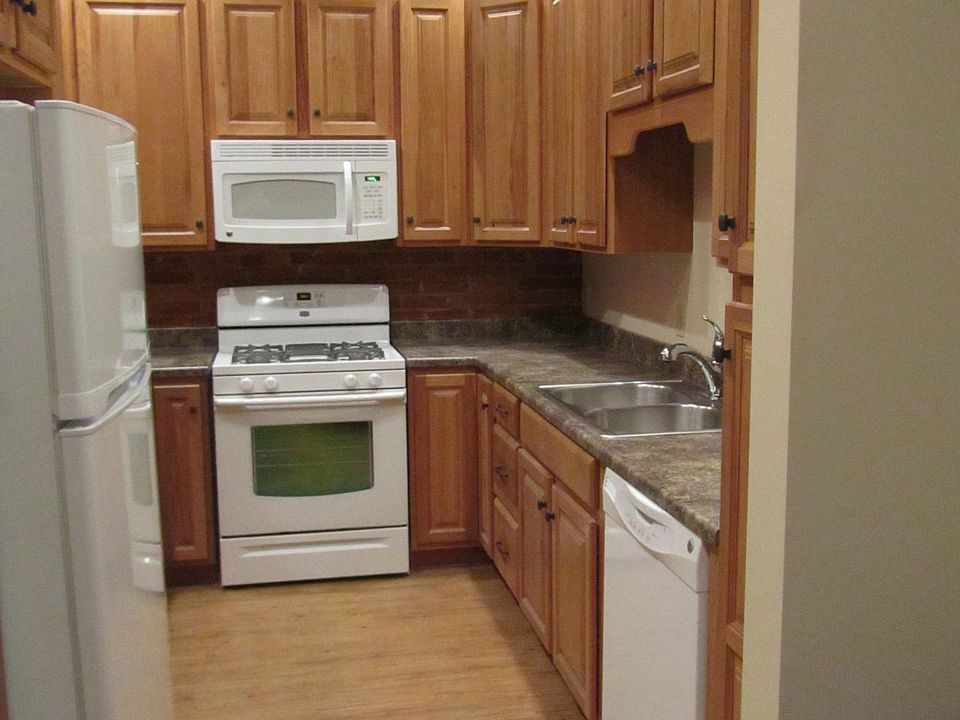 2nd image of 234 S Main St APT B