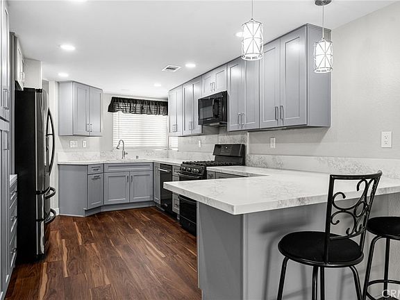 4th image of 15692 Altamira Dr