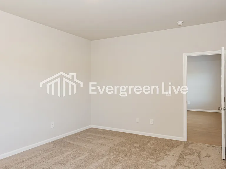 17727 Denham Cir — Photo 13