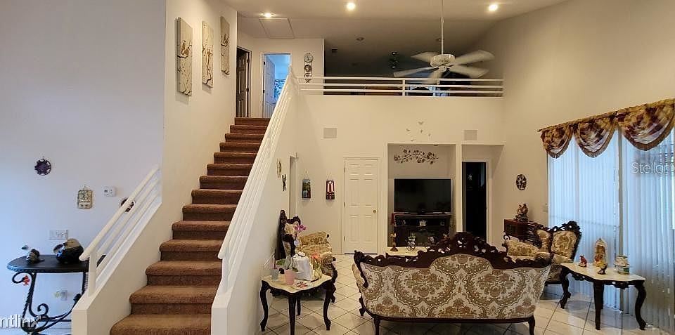 1st image of 2713 Chatham Cir