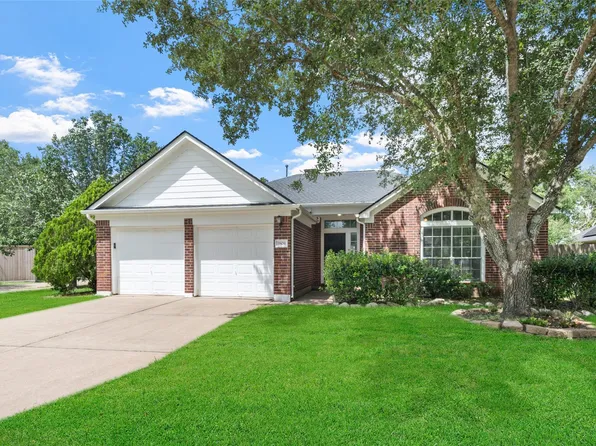 3806 Vinecrest Dr, Pearland, TX 77584