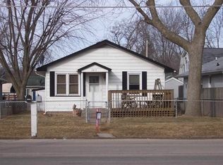 2815 19th St, East Moline, IL 61244