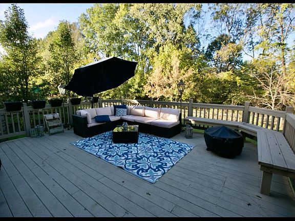 2nd image of 7583 Covington Springs Ct