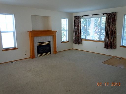 5th image of 6179 Lincoln Dr