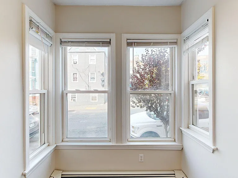 129 Eutaw St #3 — Photo 2