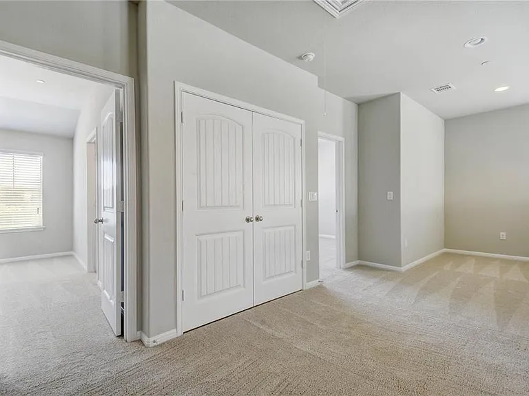 516 E Slaughter Ln #2301 — Photo 10