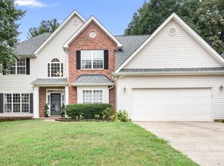 12501 Vantage Point Ln, Huntersville, NC 28078