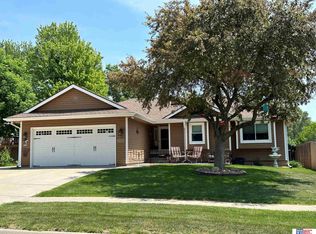 3336 Gregory St, Lincoln, NE 68521