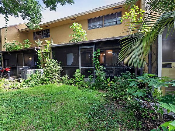 3rd image of 3254 N PINE ISLAND Road