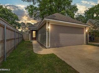 114 Souvenir Gate, Lafayette, LA 70501