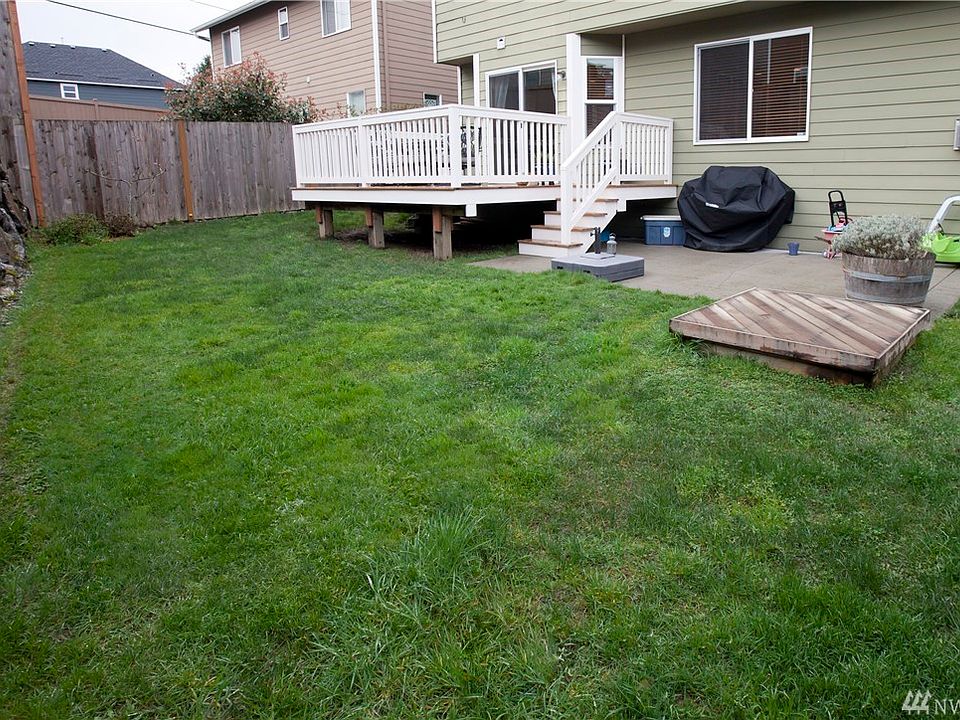 2nd image of 228 202nd St SW