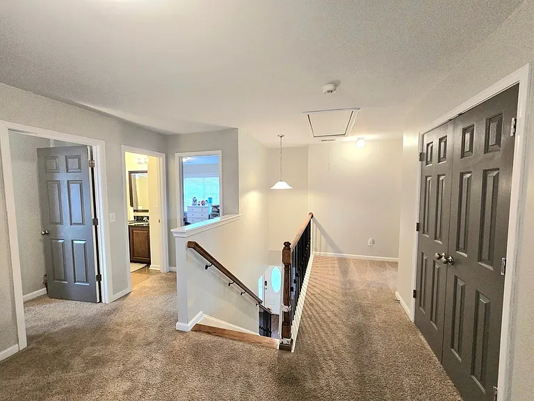 525 Batty Way — Photo 39