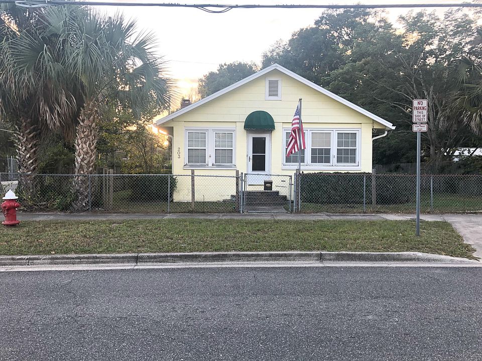 1st image of 203 N Palmetto Ave