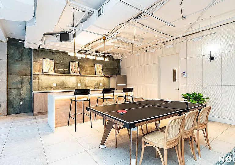 58 Vanderbilt Ave #9Z — Photo 22