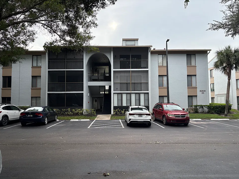 8209 Sun Spring Cir #73