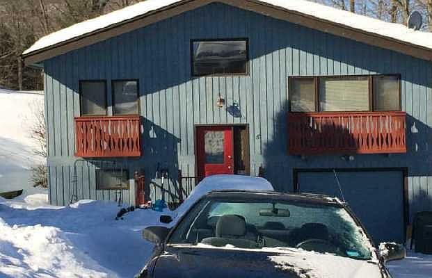 2nd image of 5 Pleasant St