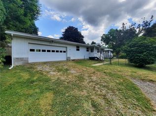 108 Ritter St, Ellwood City, PA 16117