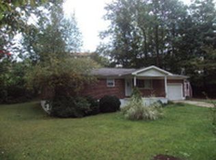 122 Hazel St, Beckley, WV 25801